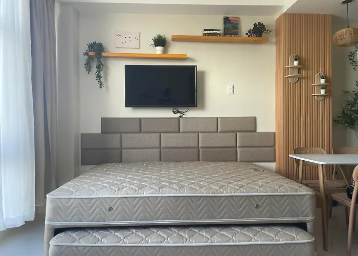 Mactan Plains Unit Hotel